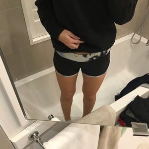 Lululemon shorts size 2